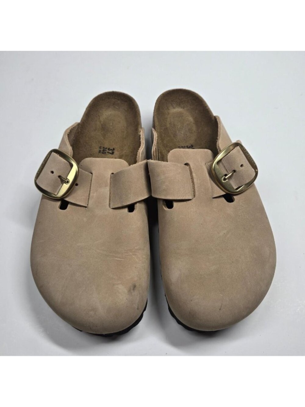 New Birkenstock boston big buckle tan nubuck leather. size 37 regular width.